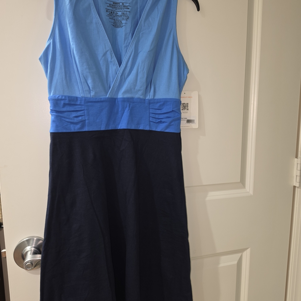 Patagonia Light Blue and Navy Colorblock Sleeveless Midi Dress